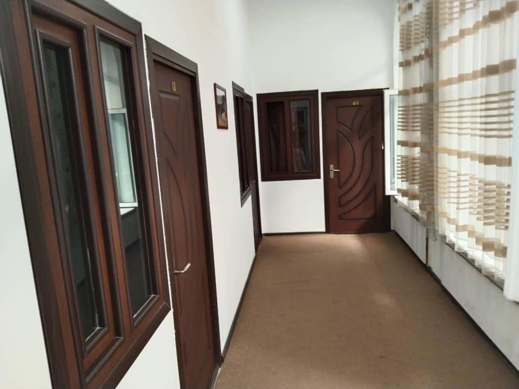 Hotel Nehal Kamal Ташкент Екстериор снимка